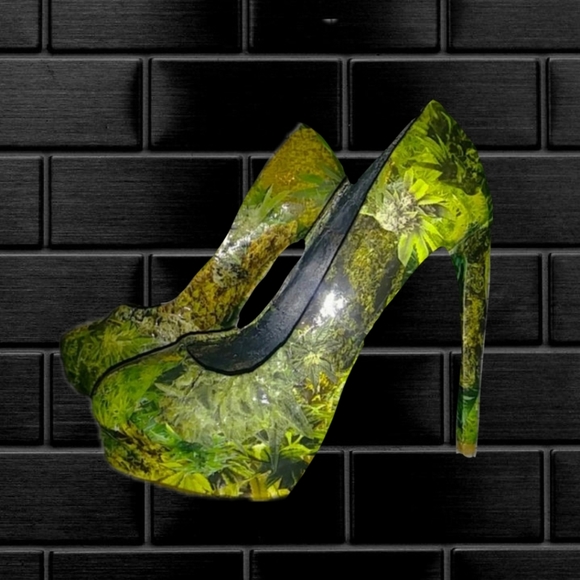 Forever 21 Shoes - Size 7 420 Heels